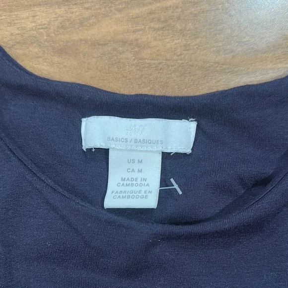 Elegant Navy Sleeveless Dress - Picture 2 of 2